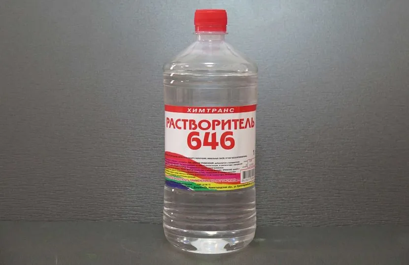 Бутылка с растворителем