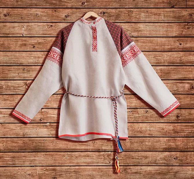 Из чего состоит мужской народный костюм